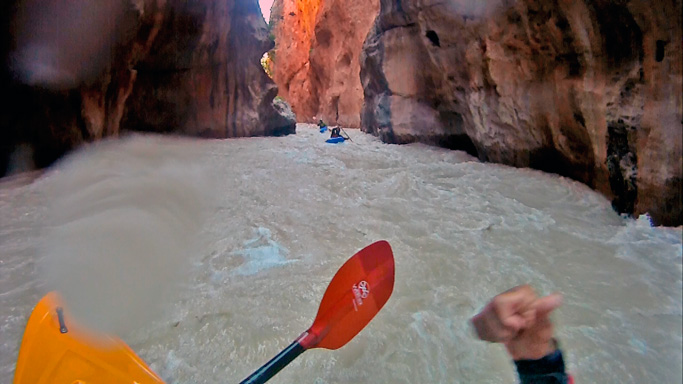 Cañon del ahansal, Kayak en Marruecos