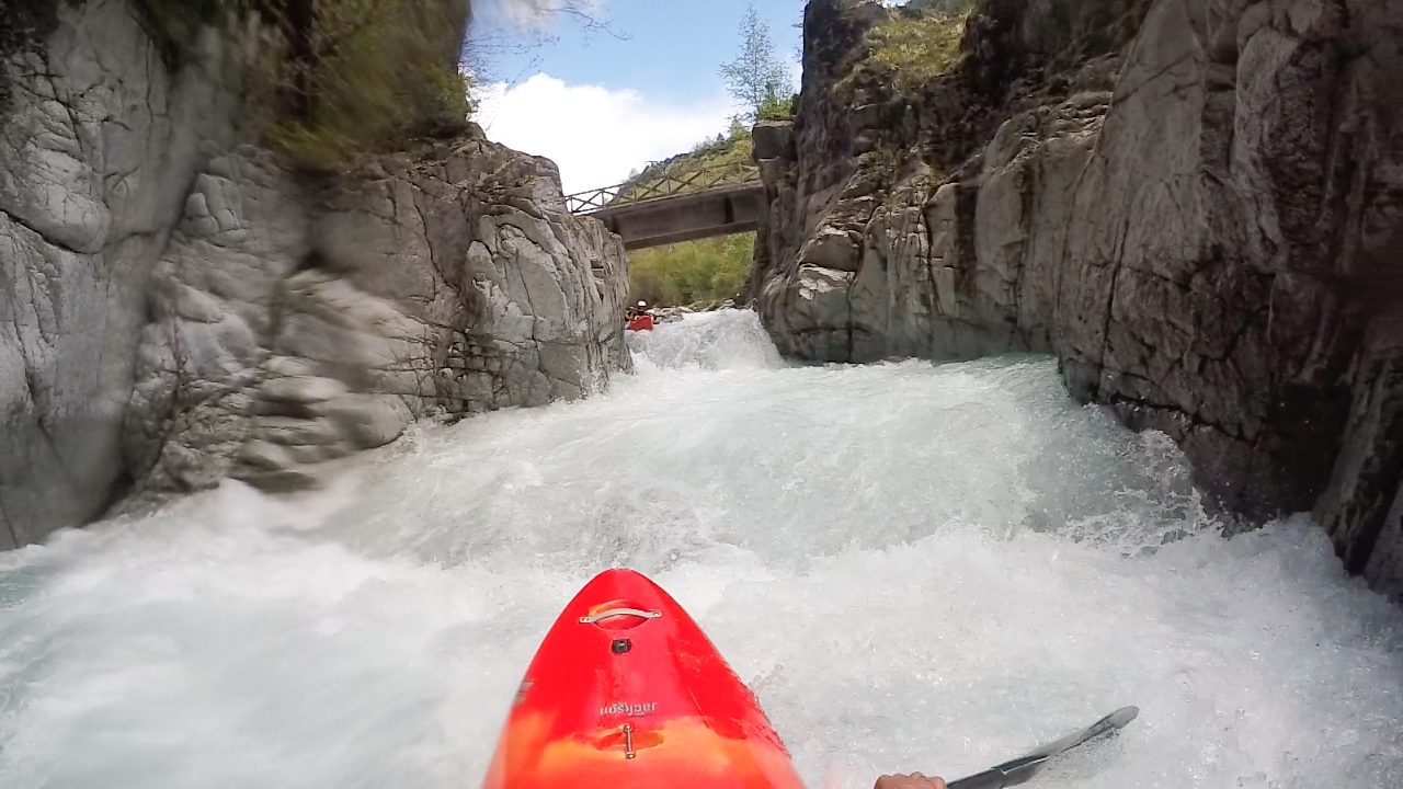 Guia de kayak en Pirineos, Río Barrosa